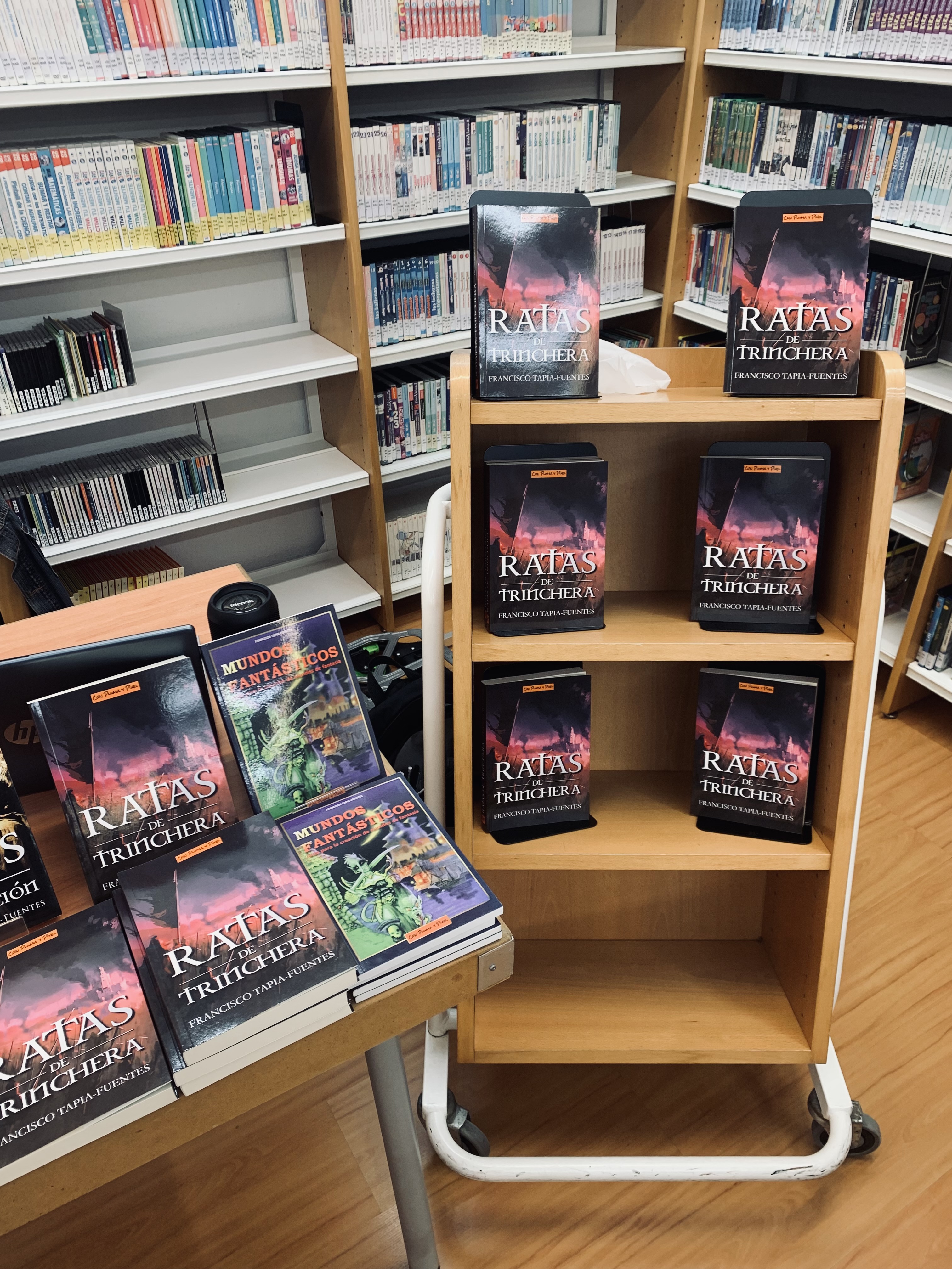 Presentación del libro Francisco Tapia