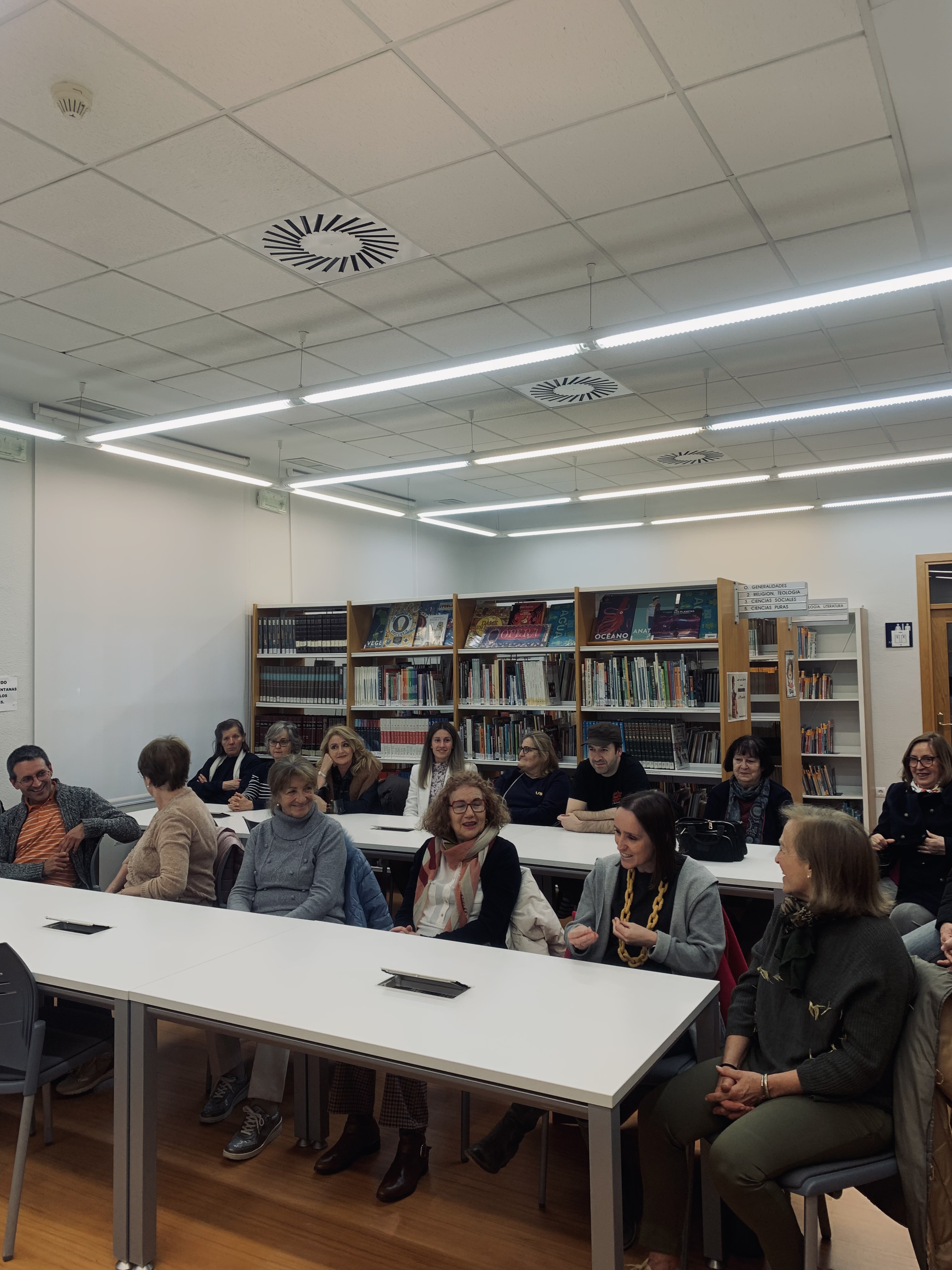 Entrega del premio al pequepoeta