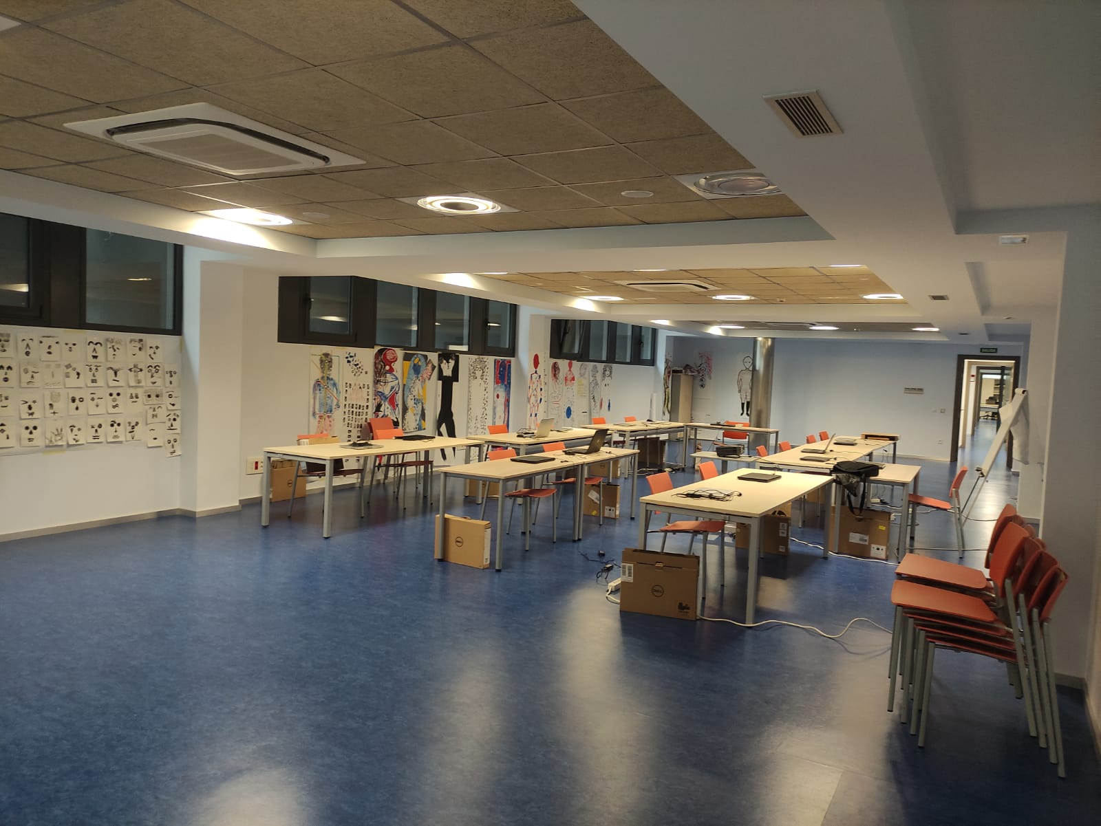 B.P.M. Rafael Azcona. Sala de Talleres y Sala Multiusos