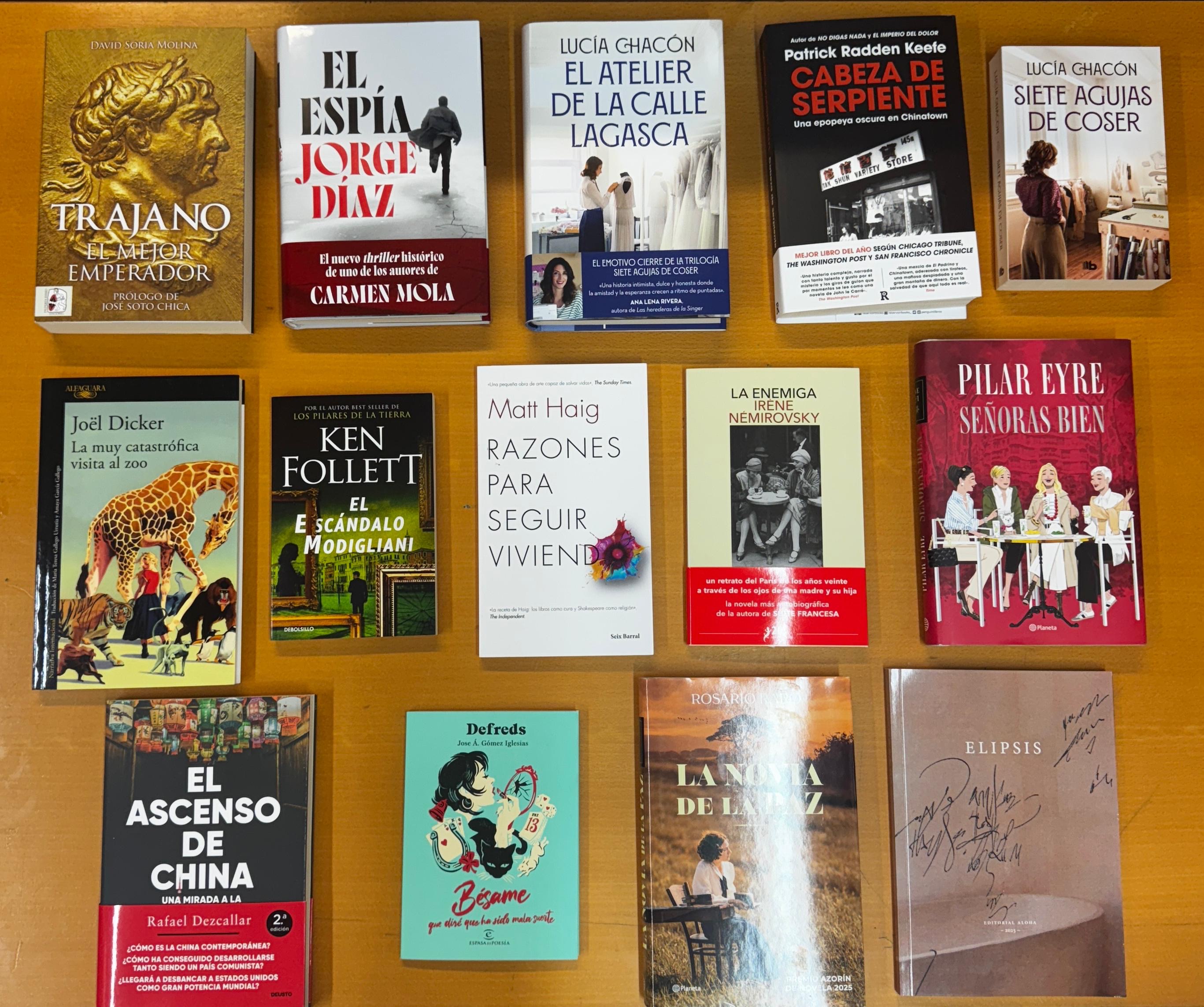 Llegada de nuevos libros y centenarios.